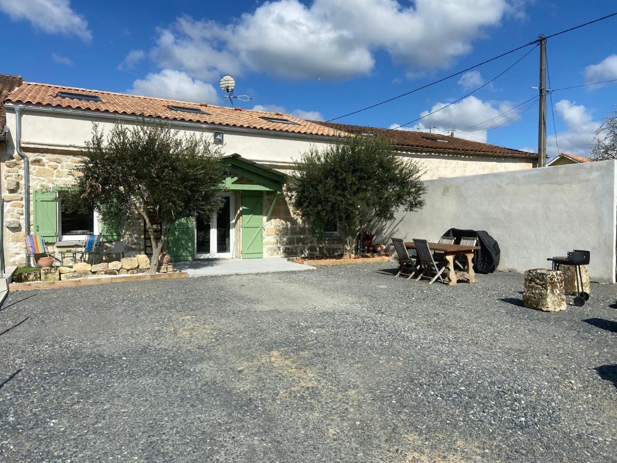 Maison De Charme Au Coeur Des Vignes Et Gironde Gauriac Kültér fotó